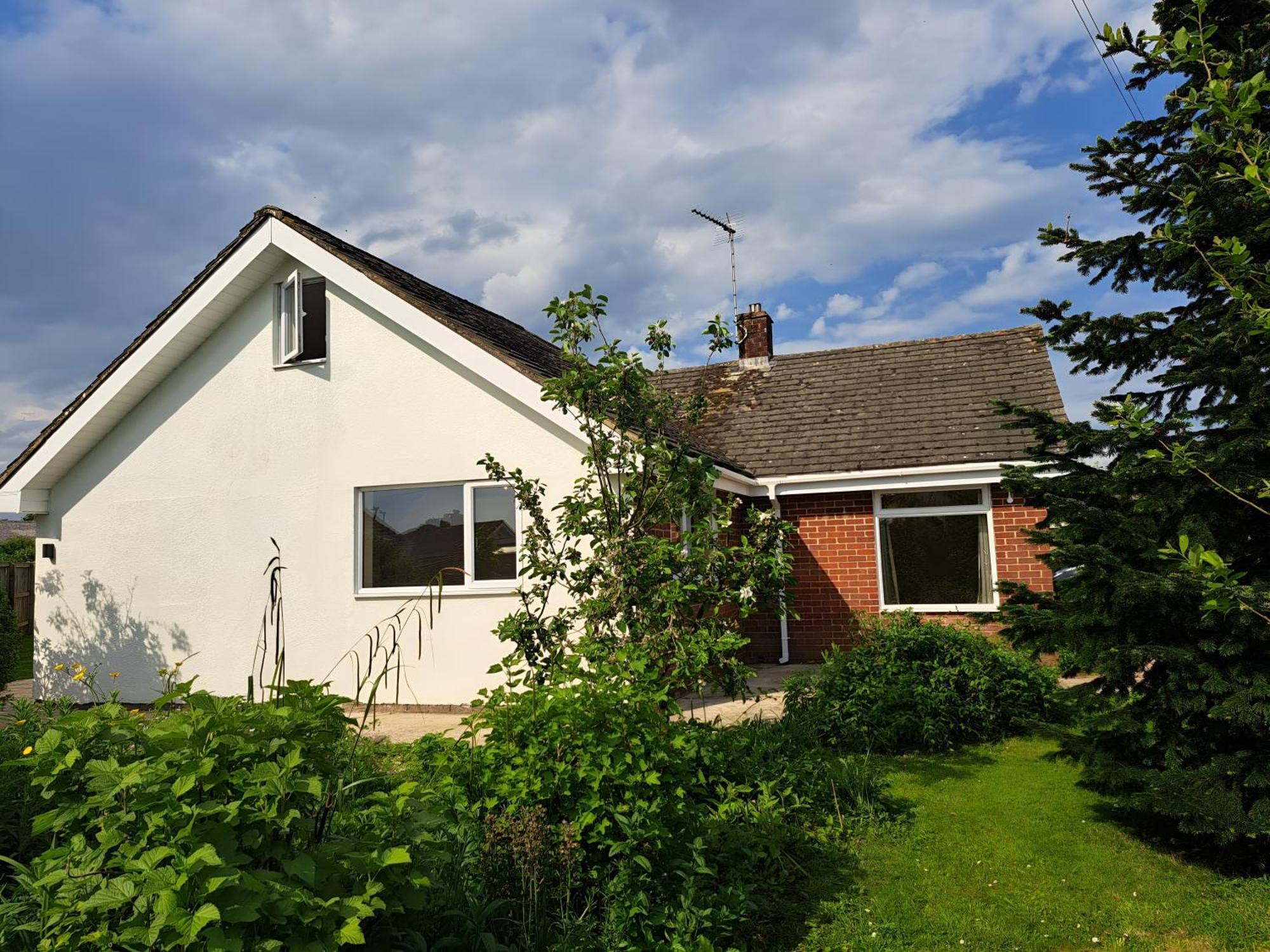 Beautiful 5 Bedroom Bungalow, Sleeps 7, In Калн Экстерьер фото